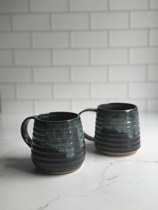Blue Drip Textured Mug