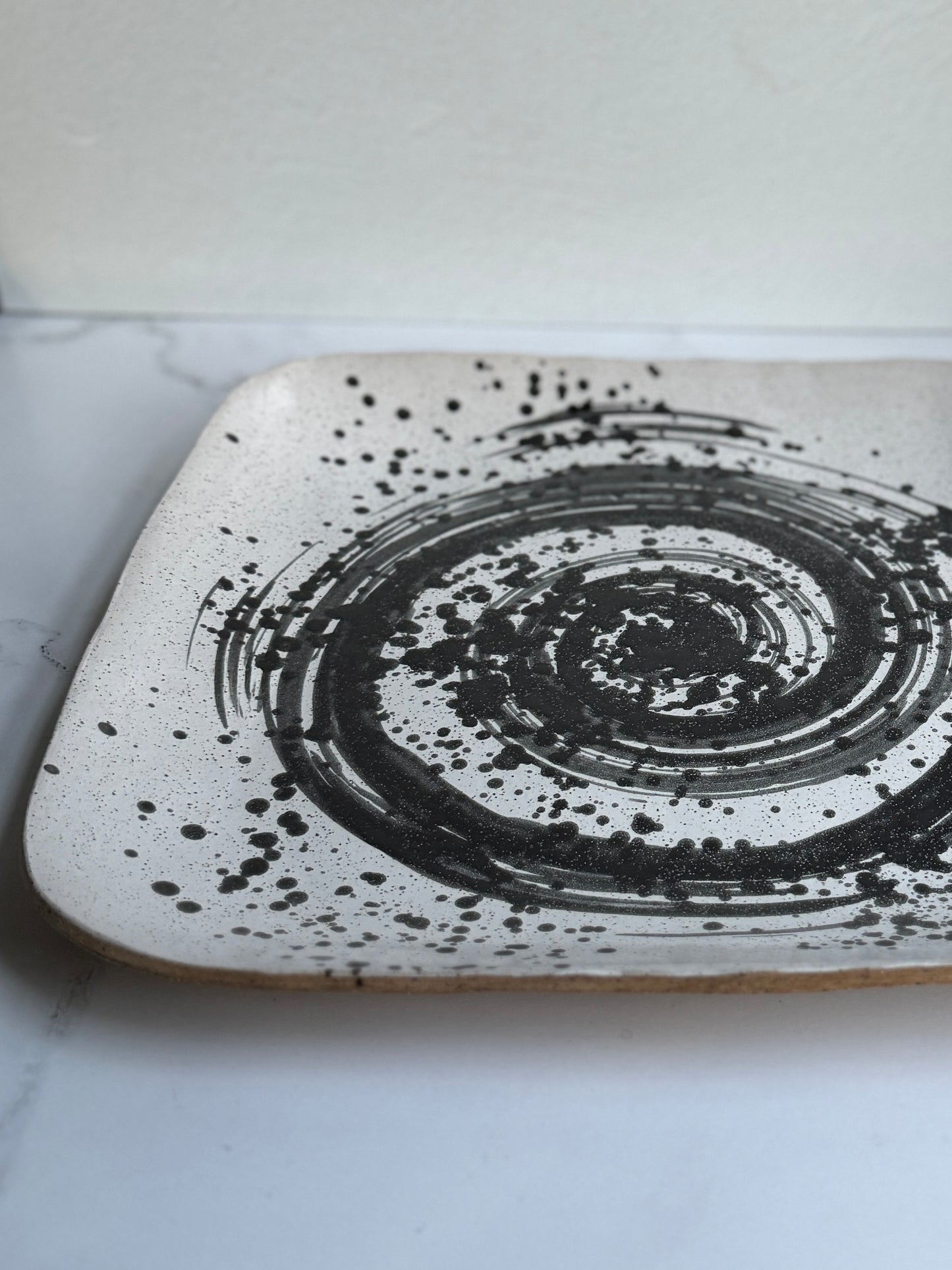 Abstract Splatter platter
